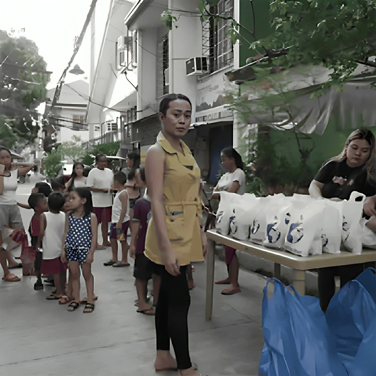 Short Term Goals | World Food Relief As a non profit organisation helping those in desperate need our immediate aim is delivering food where it is needed and quickly